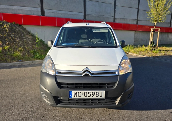 Citroen Berlingo cena 18450 przebieg: 439000, rok produkcji 2016 z Warszawa małe 67